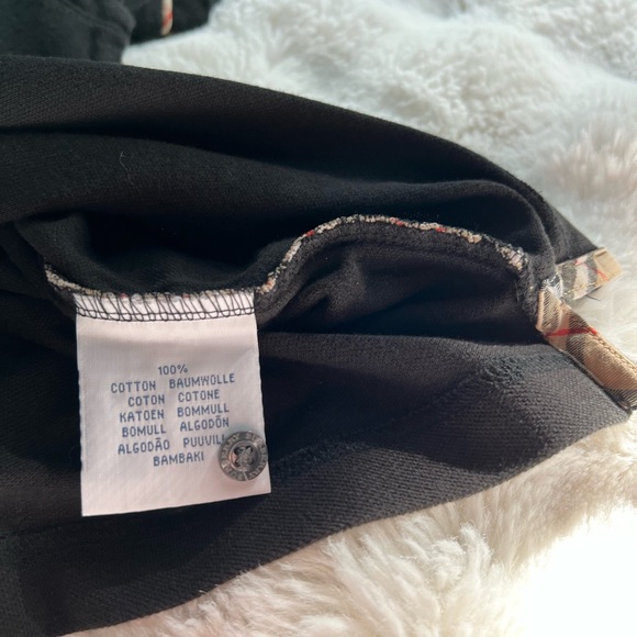 Burberry Women’s Golf Polo with Check Trim - Picture 5 of 5